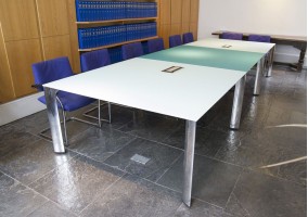 APL Frame Glass Meeting Table